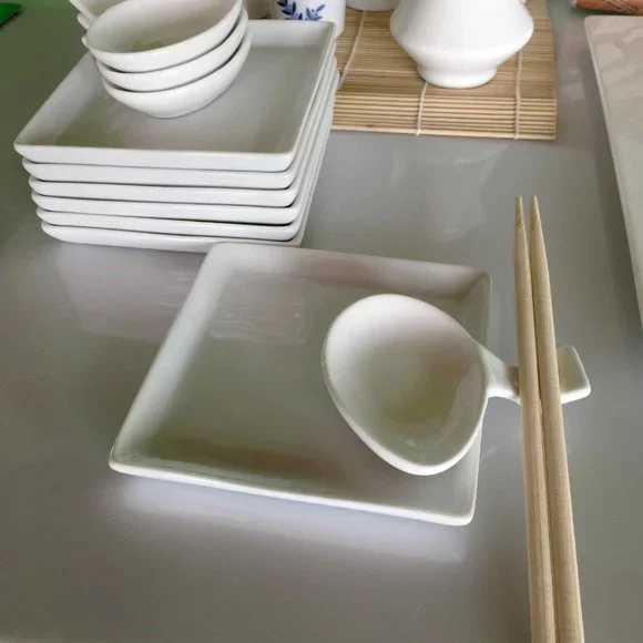 Sushi Set - Picture 2 of 6